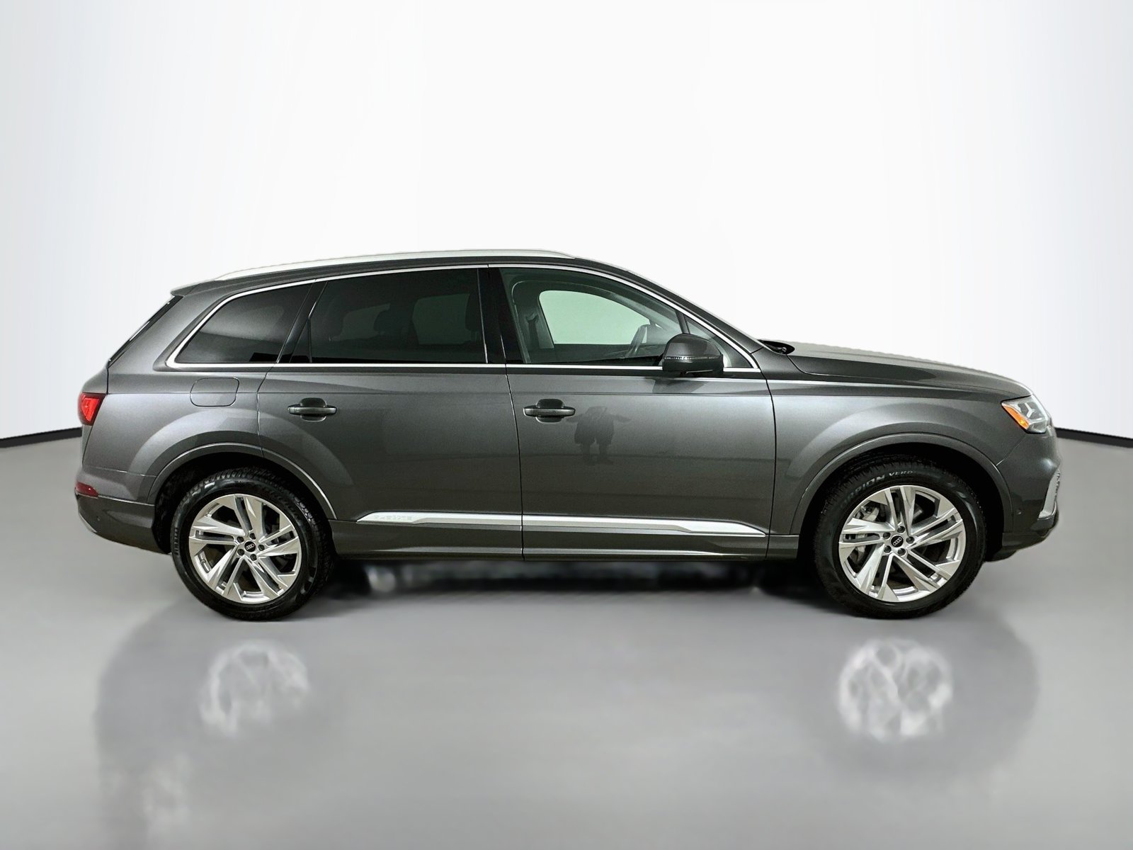 Used 2023 Audi Q7 55 Premium Plus SUV