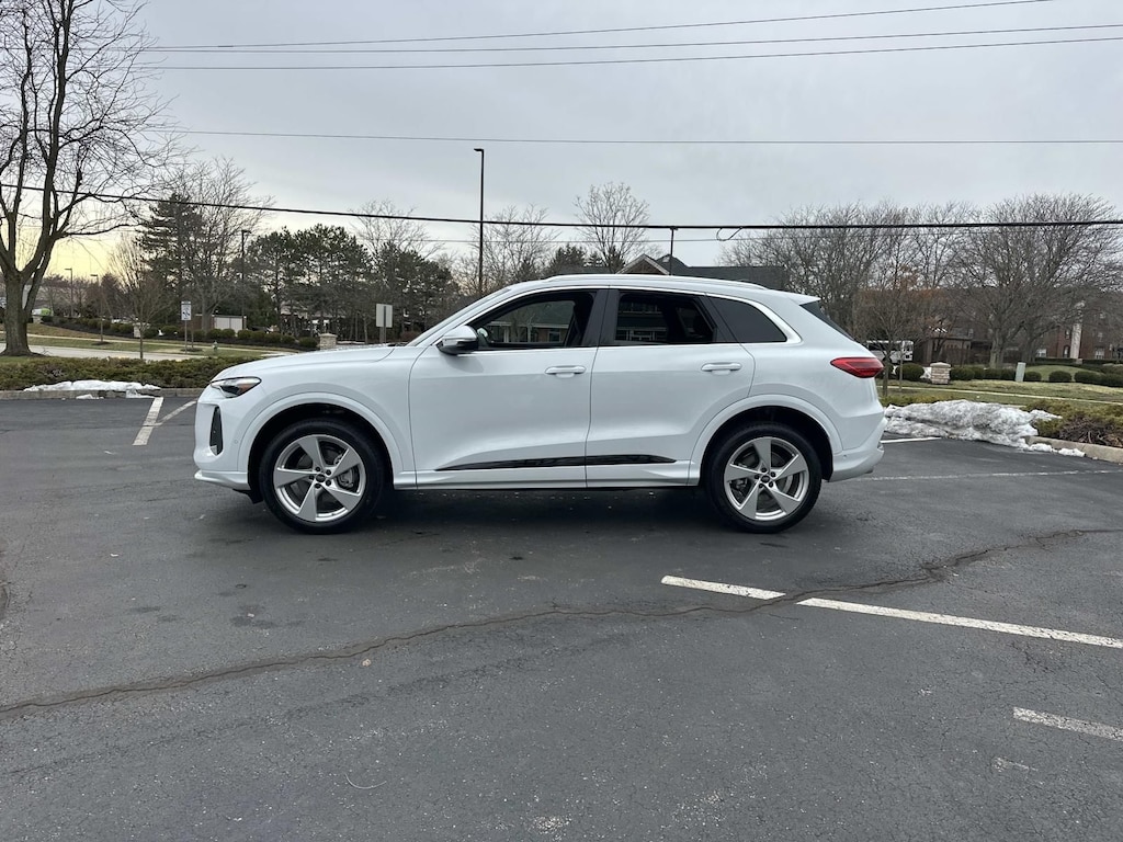 Certified 2025 Audi Q5 2.0T Premium Plus SUV