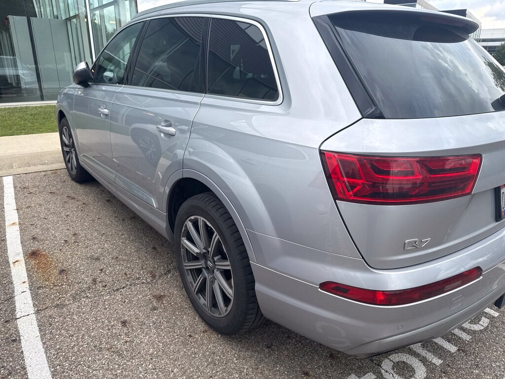 Used 2019 Audi Q7 55 Premium Plus SUV