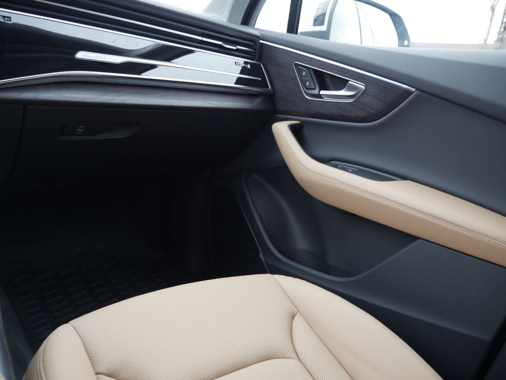 2025 Audi Q7 Premium Plus - Photo 40