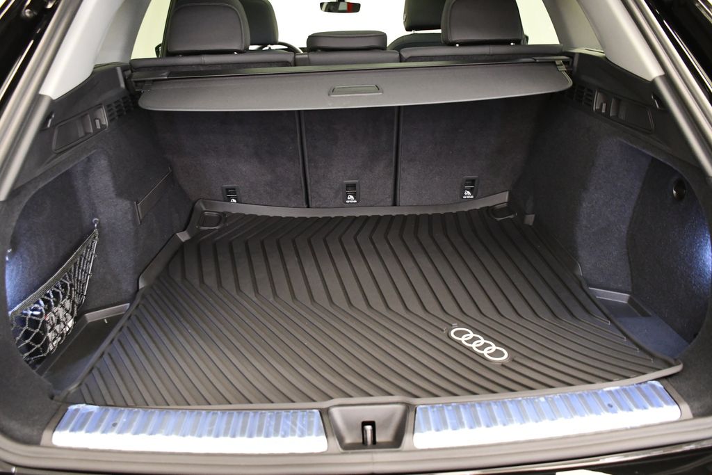 2025 Audi Q5 Premium - Photo 54