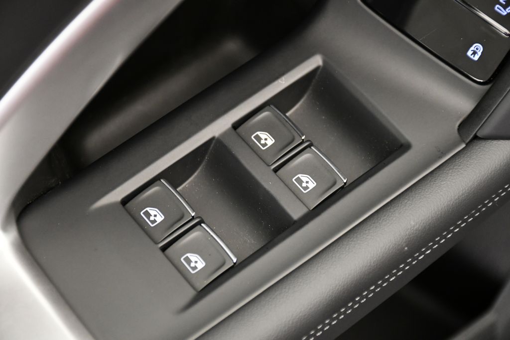 2025 Audi Q5 Premium - Photo 33