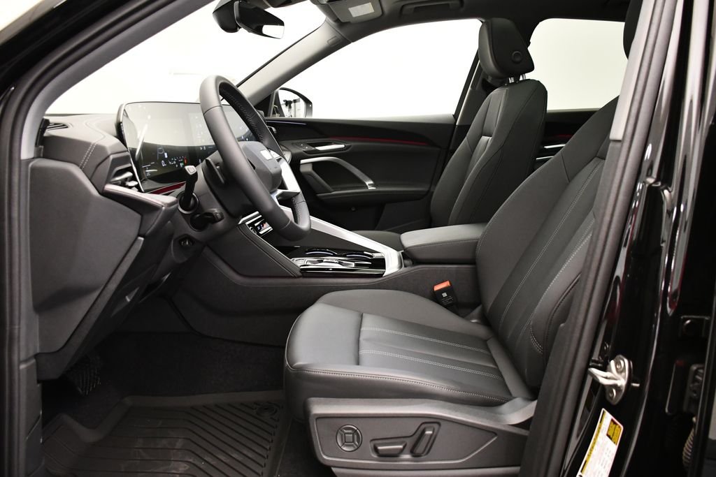 2025 Audi Q5 Premium - Photo 36