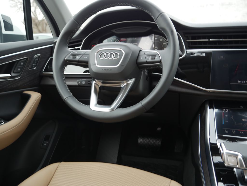 2025 Audi Q7 Premium Plus - Photo 38