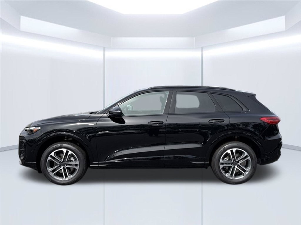 New 2026 Audi Q5 Premium SUV
