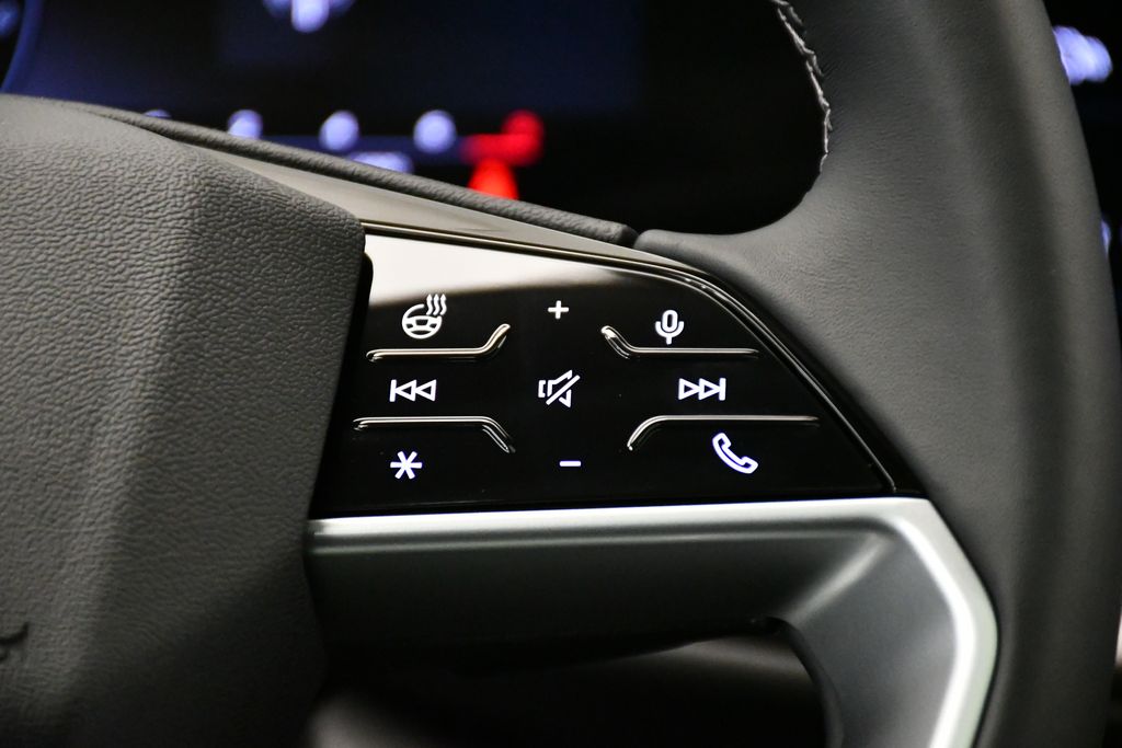 2025 Audi Q5 Premium - Photo 23