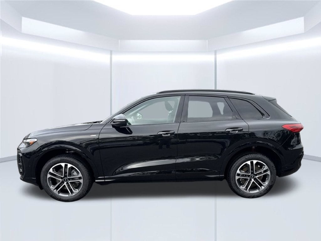 New 2026 Audi Q5 Premium SUV