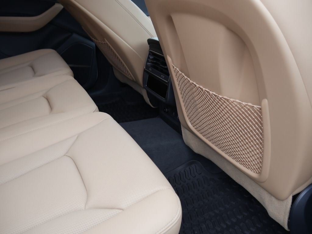 2025 Audi Q7 Premium Plus - Photo 35
