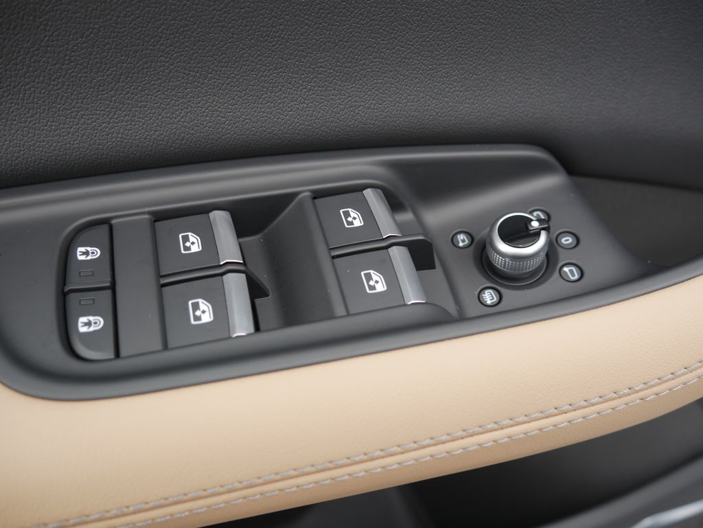 2025 Audi Q7 Premium Plus - Photo 19