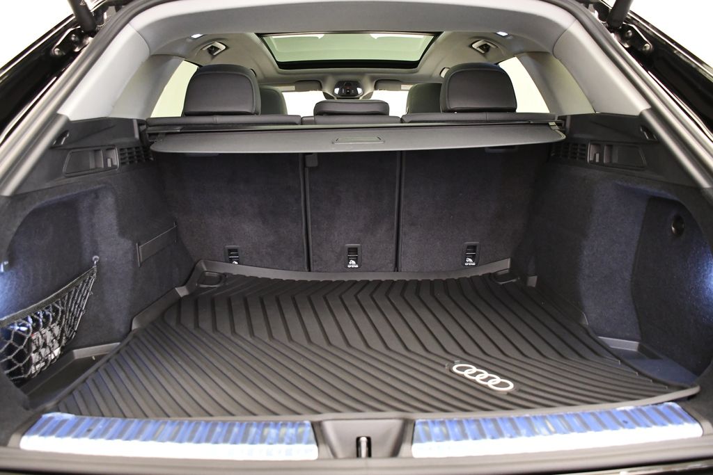 2025 Audi Q5 Premium - Photo 53