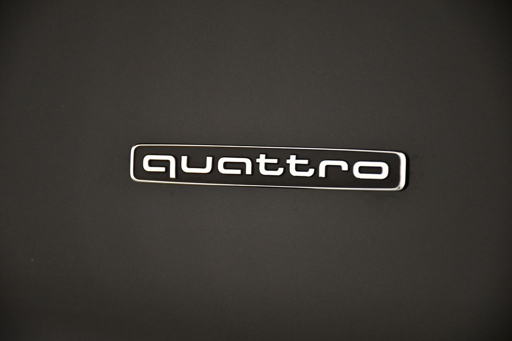2025 Audi Q5 Premium - Photo 10