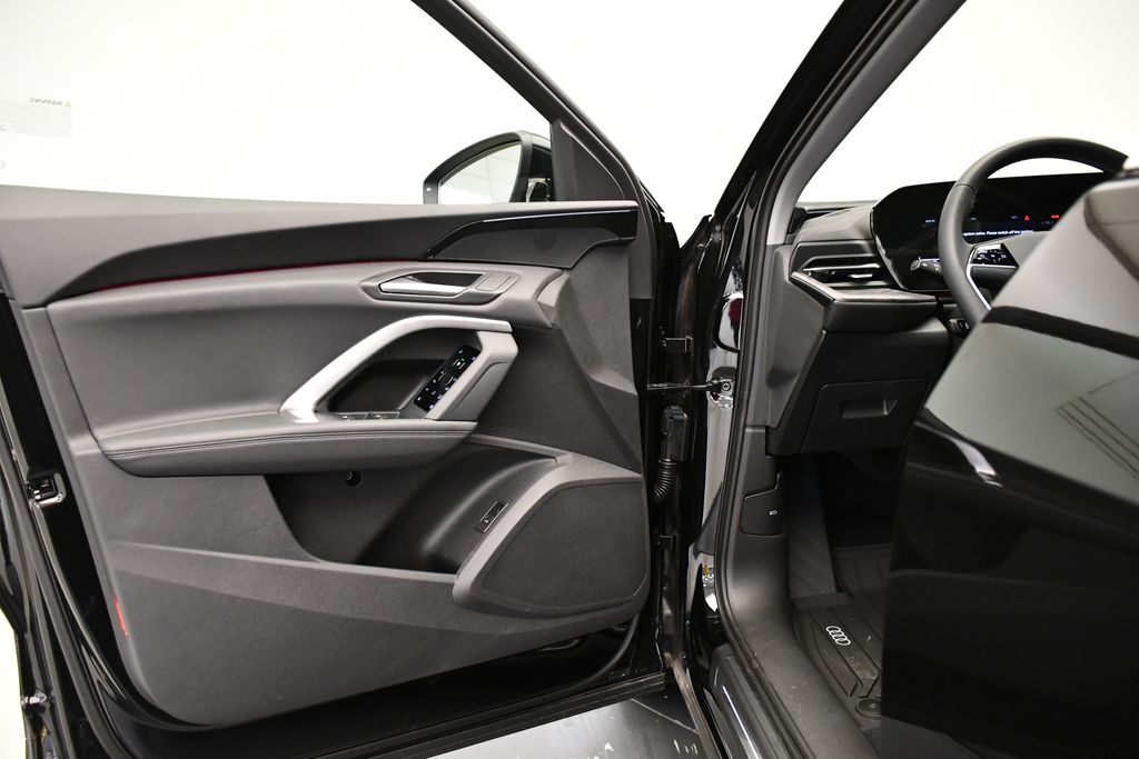 2025 Audi Q5 Premium - Photo 30