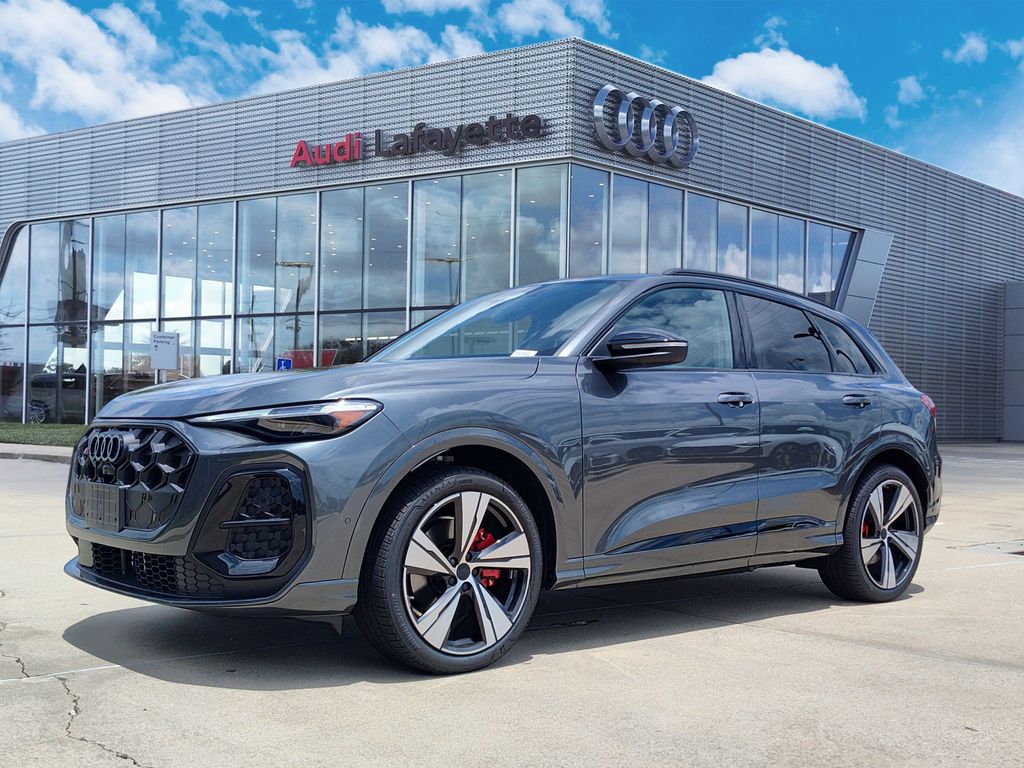 2026 Audi SQ5 Premium Plus