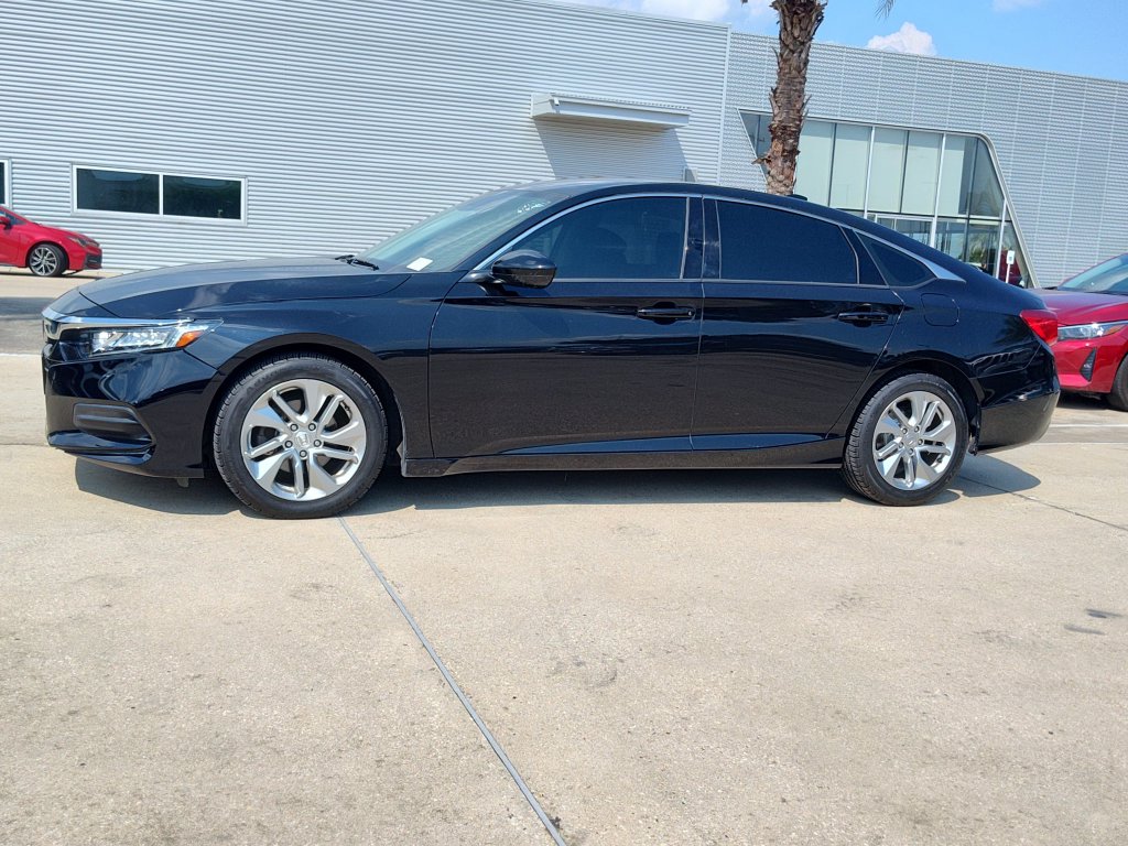 Used 2018 Honda Accord LX Sedan