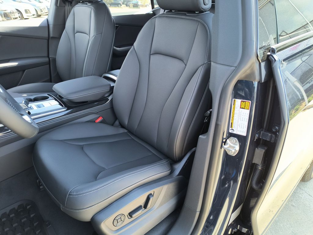 2026 Audi Q8 Premium Plus - Photo 7
