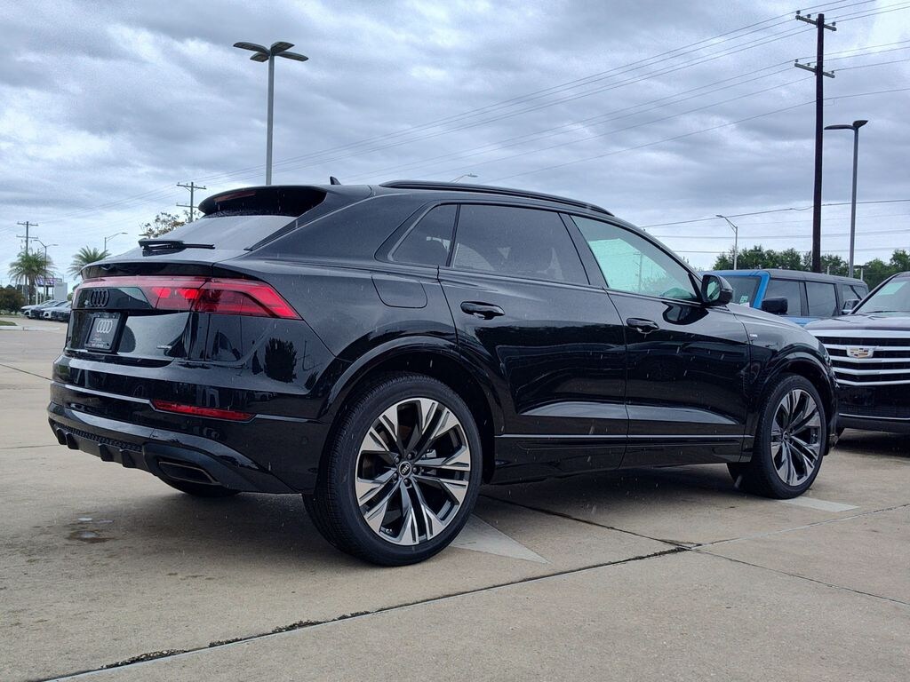 New 2026 Audi Q8 SUV