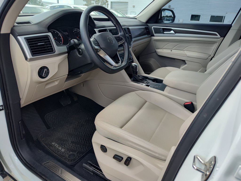 Used 2021 Volkswagen Atlas 2.0T SE w/Technology SUV
