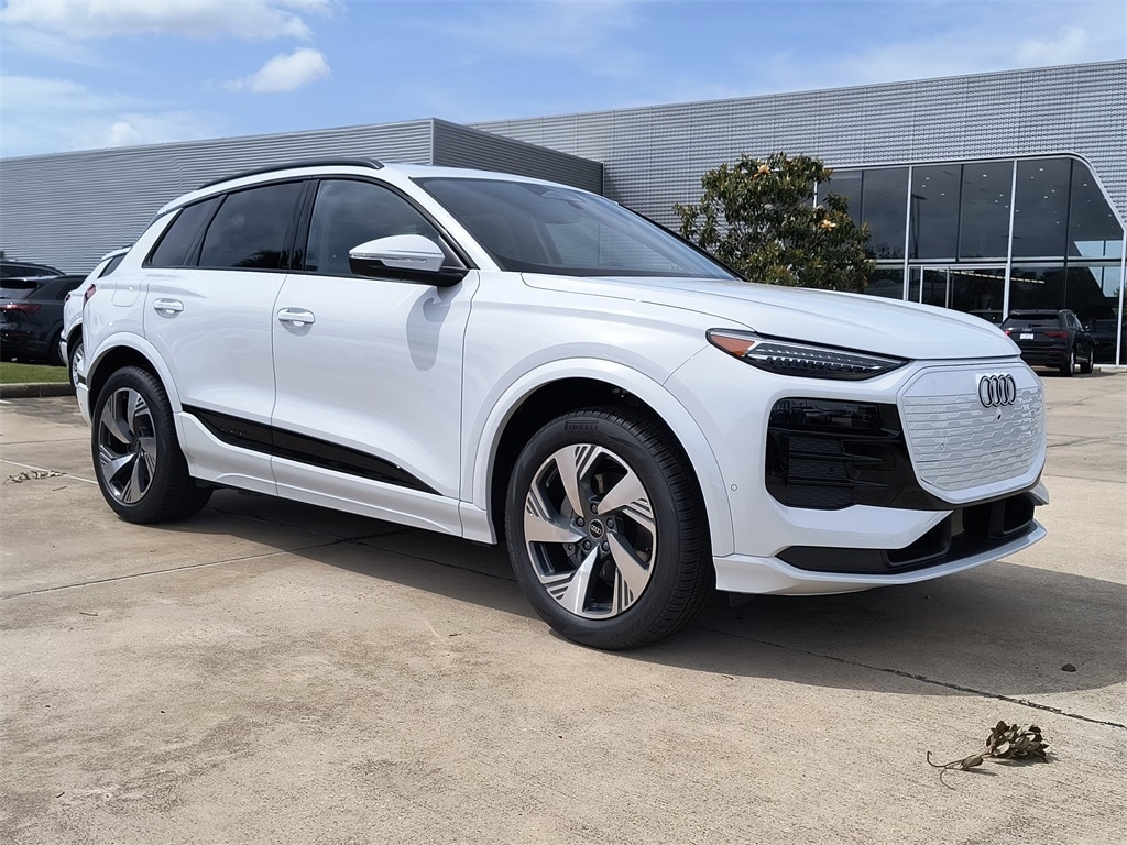 New 2025 Audi Q6 e-tron Premium Plus SUV