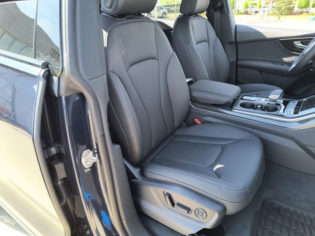 2026 Audi Q8 Premium Plus - Photo 13