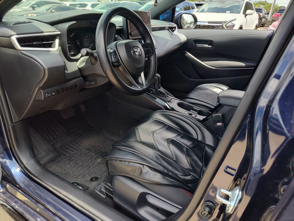 Used 2025 Toyota Corolla SE Sedan