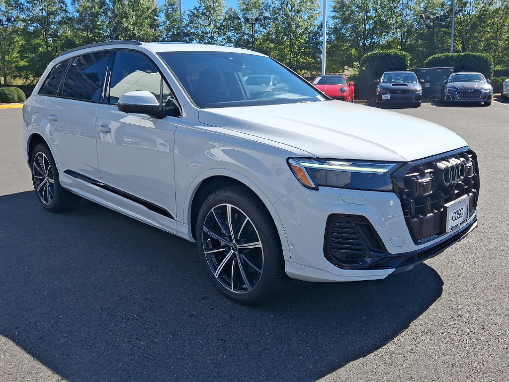 New 2026 Audi Q7 Premium Plus SUV