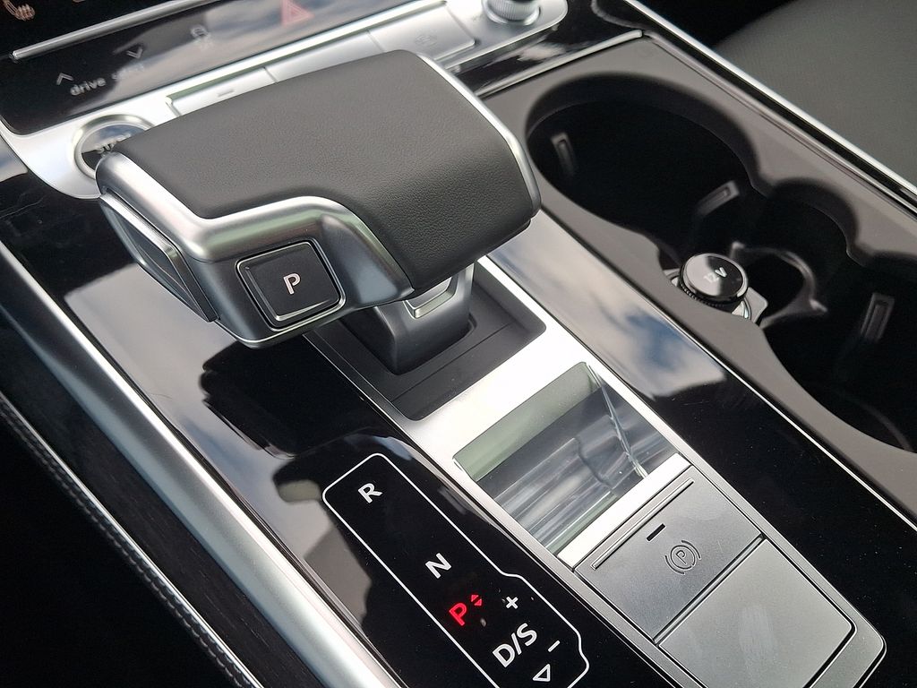 2026 Audi Q8 Premium Plus - Photo 12