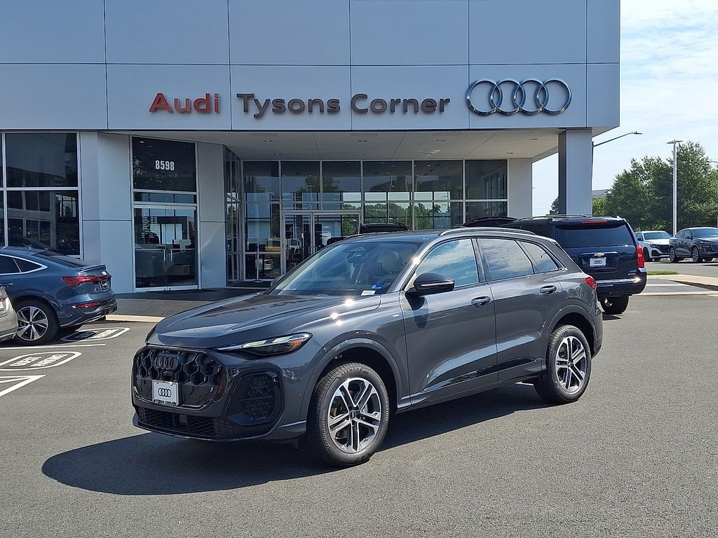 New 2026 Audi Q5 Premium SUV