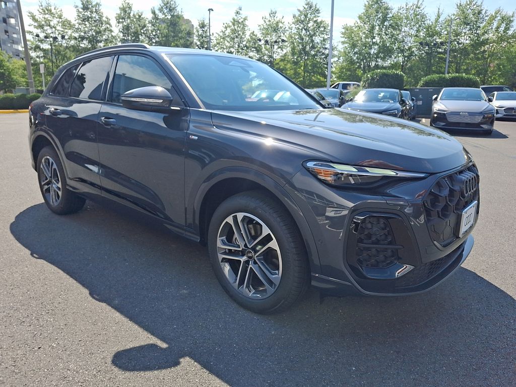 New 2026 Audi Q5 Premium SUV