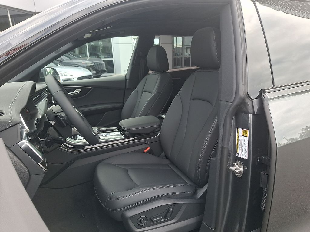 2026 Audi Q8 Premium Plus - Photo 10