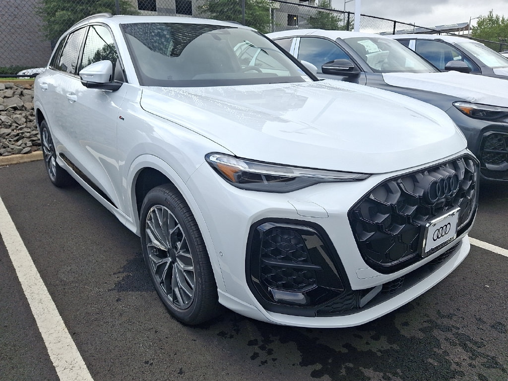 New 2026 Audi Q5 Premium Plus SUV