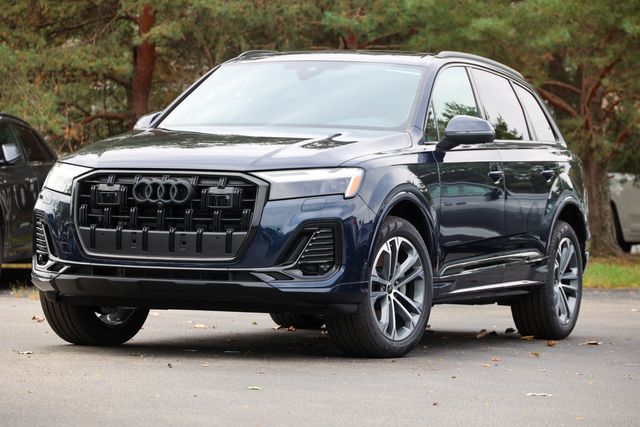 New 2026 Audi Q7 45 Premium Plus SUV