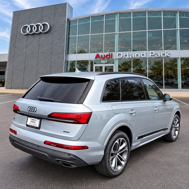 New 2026 Audi Q7 45 Premium Plus SUV