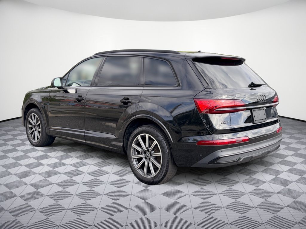 Used 2024 Audi Q7 45 Premium Plus SUV