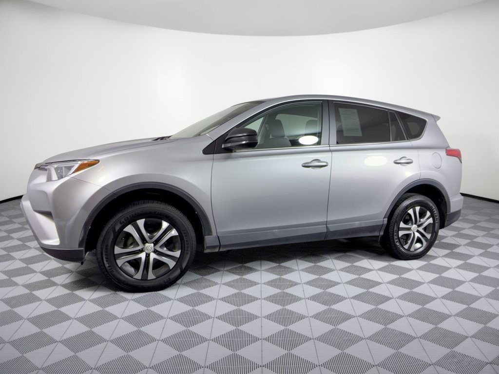 Used 2018 Toyota RAV4 LE SUV