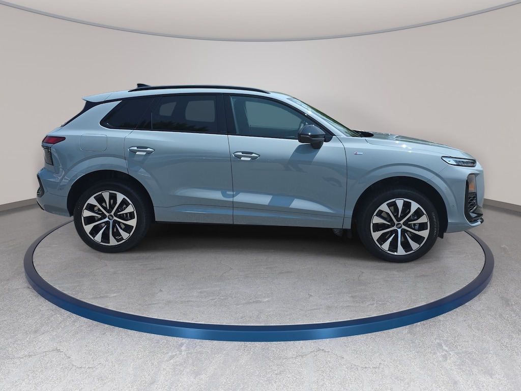 New 2026 Audi Q3 S line SUV