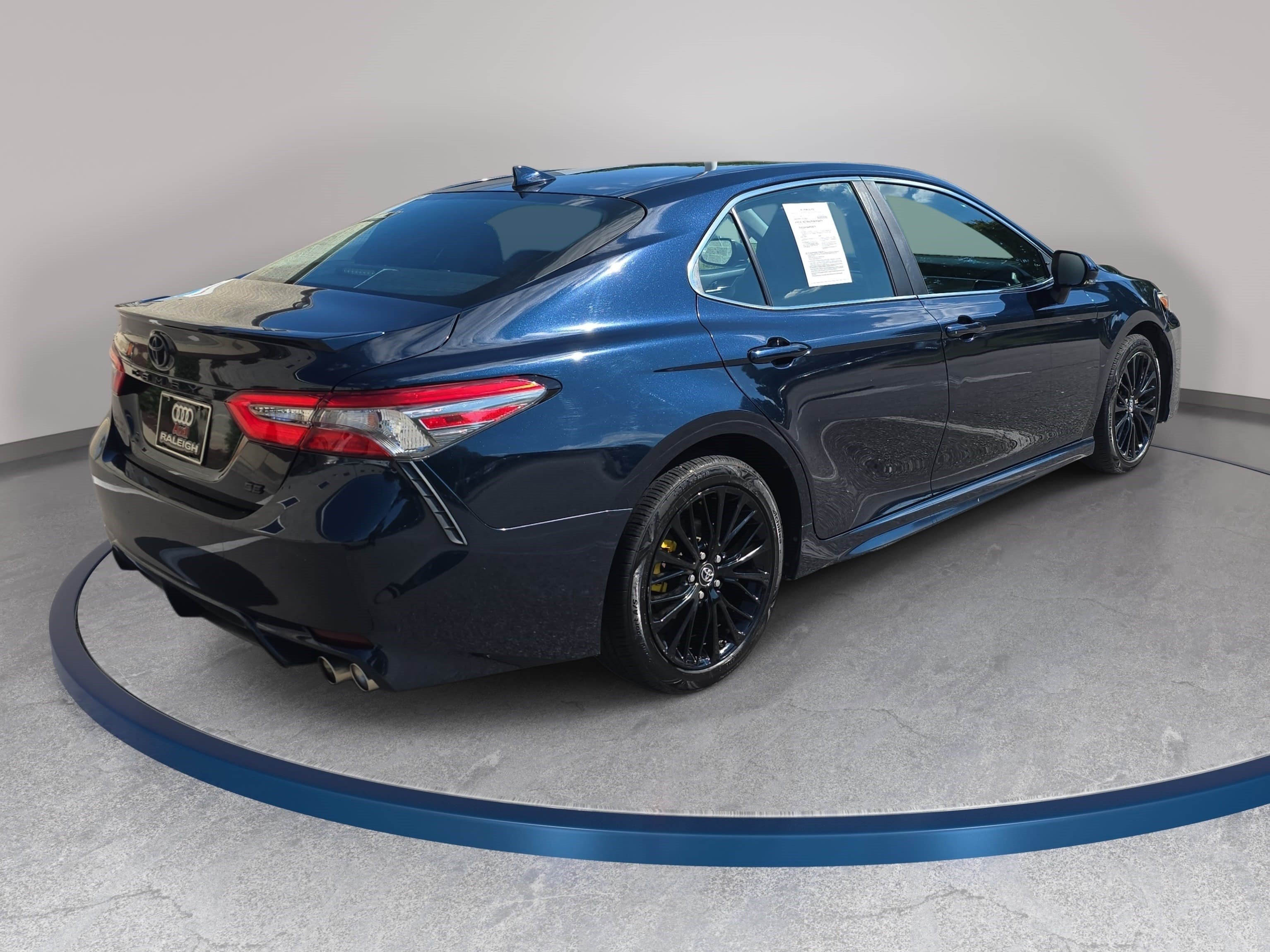 Used 2018 Toyota Camry SE SE Auto