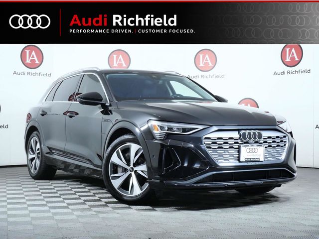 2024 Audi Q8 e-tron