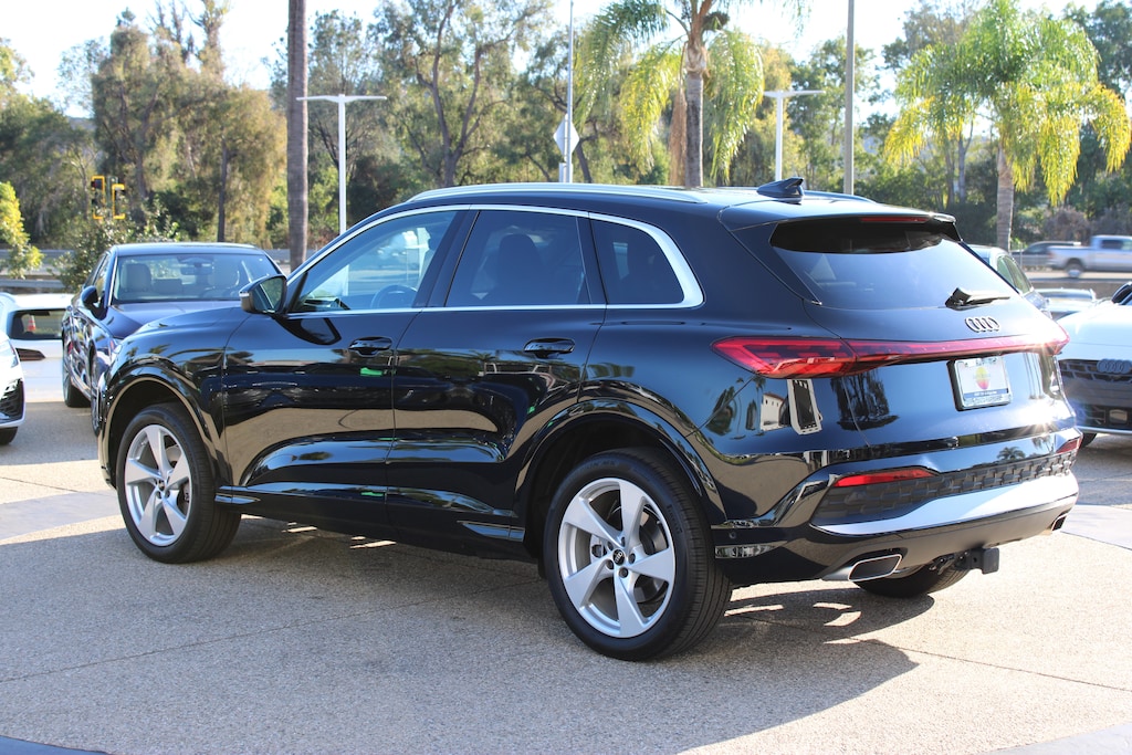 Certified 2025 Audi Q5 2.0T Premium SUV