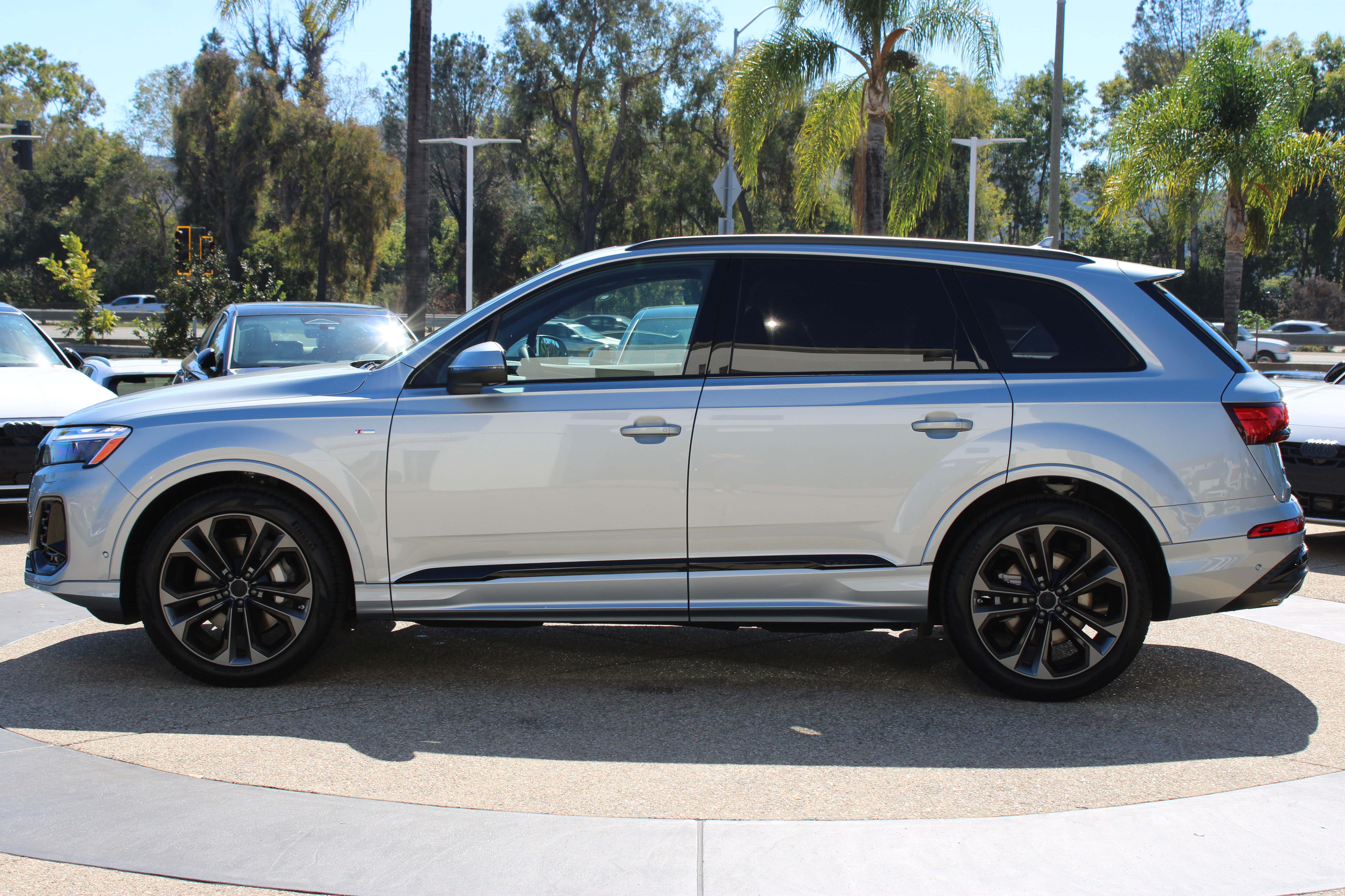 New 2026 Audi Q7 S line 55 Premium SUV