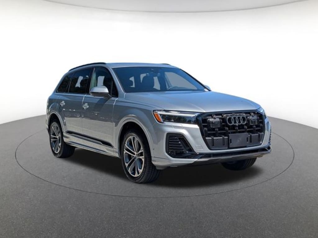 New 2026 Audi Q7 45 Premium SUV