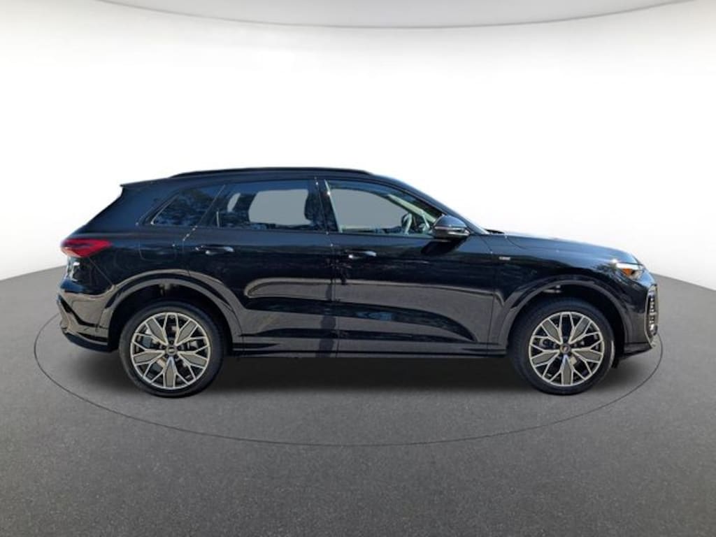 New 2026 Audi Q5 2.0T Premium SUV