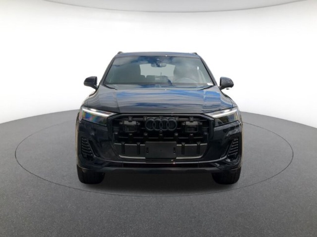 New 2026 Audi Q7 45 Premium SUV