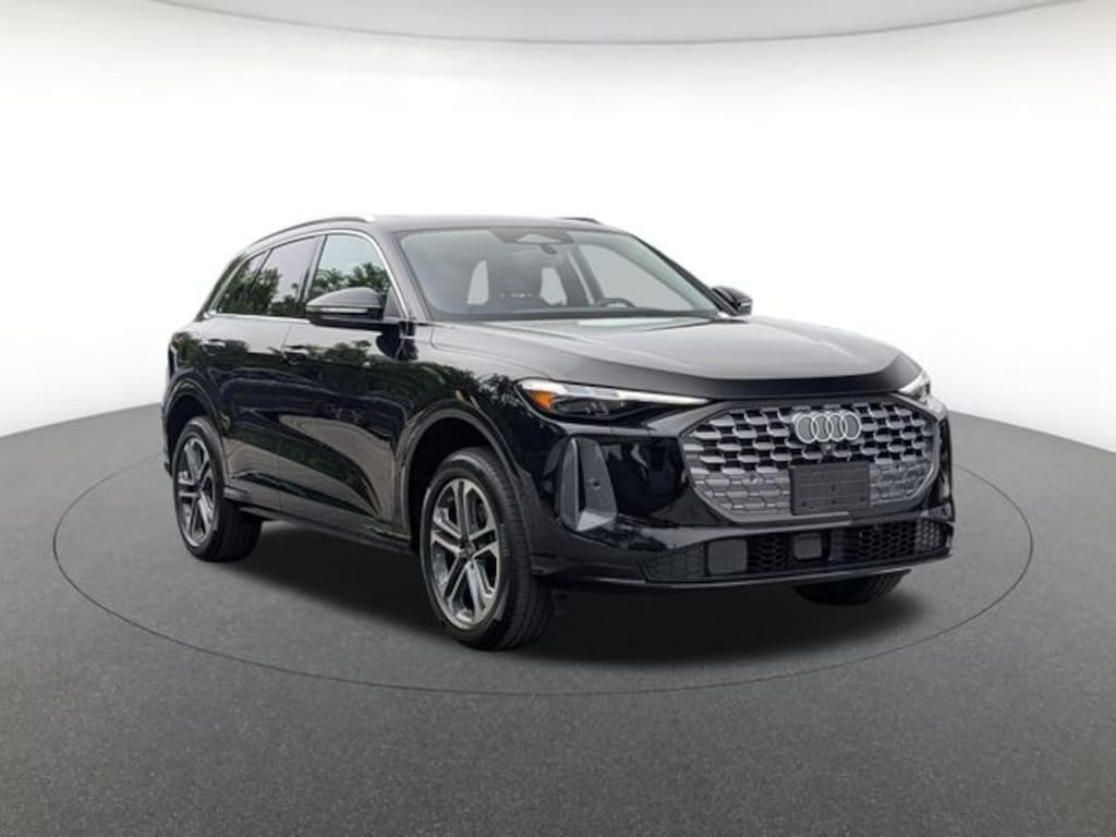New 2026 Audi Q5 2.0T Premium SUV