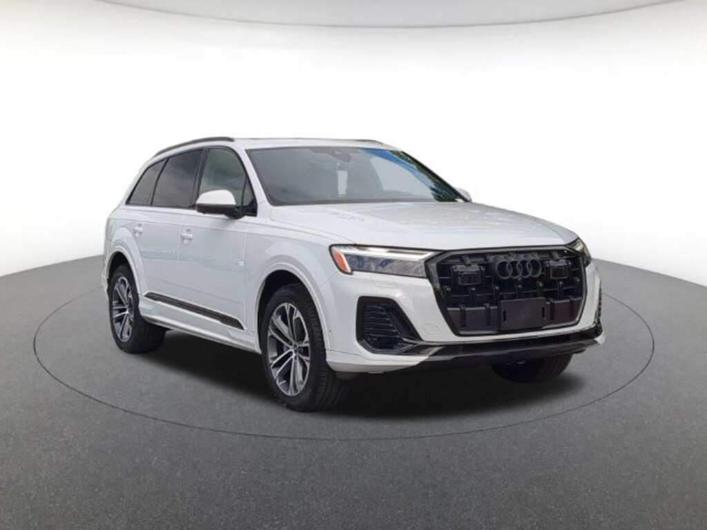 New 2026 Audi Q7 45 Premium SUV