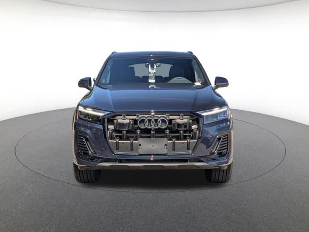 New 2026 Audi Q7 45 Premium SUV