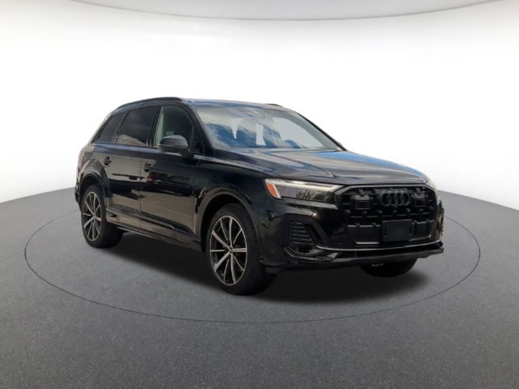 New 2026 Audi Q7 45 Premium SUV