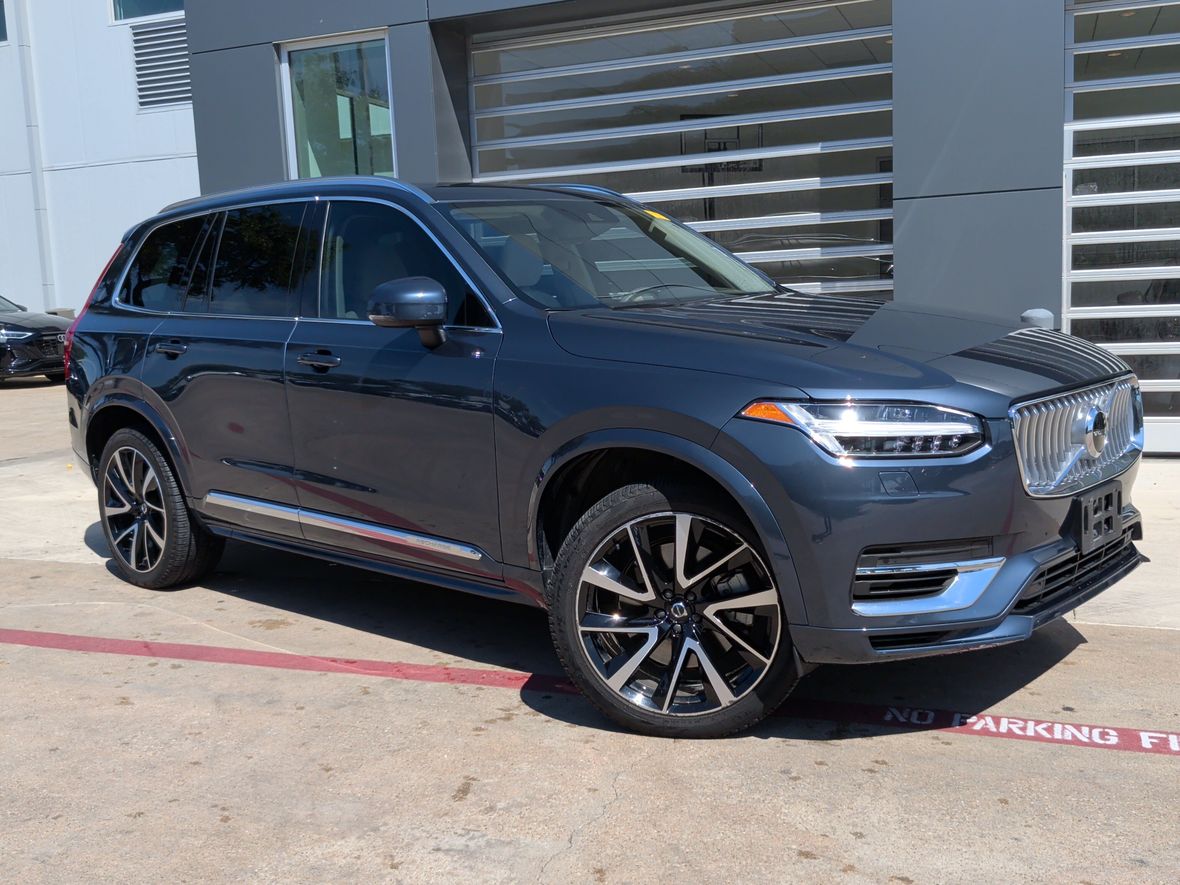 Used 2022 Volvo XC90 Recharge Plug-In Hybrid Inscription Expression SUV