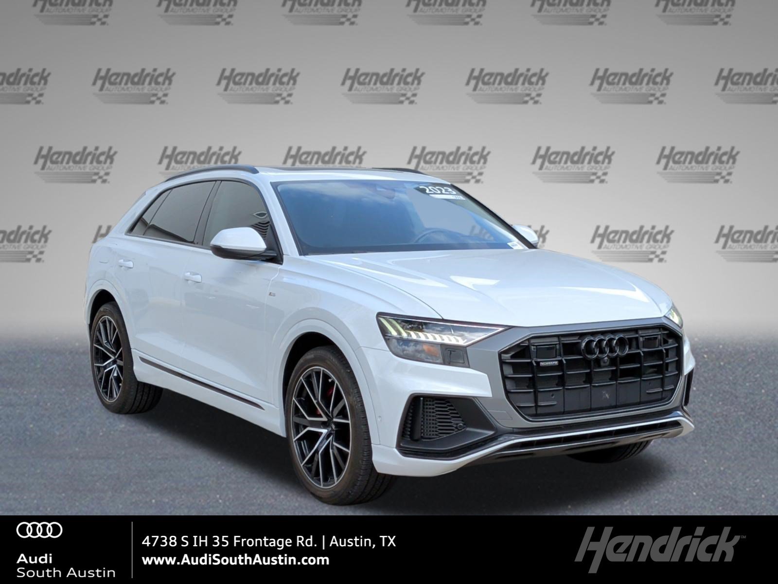  Audi Q8