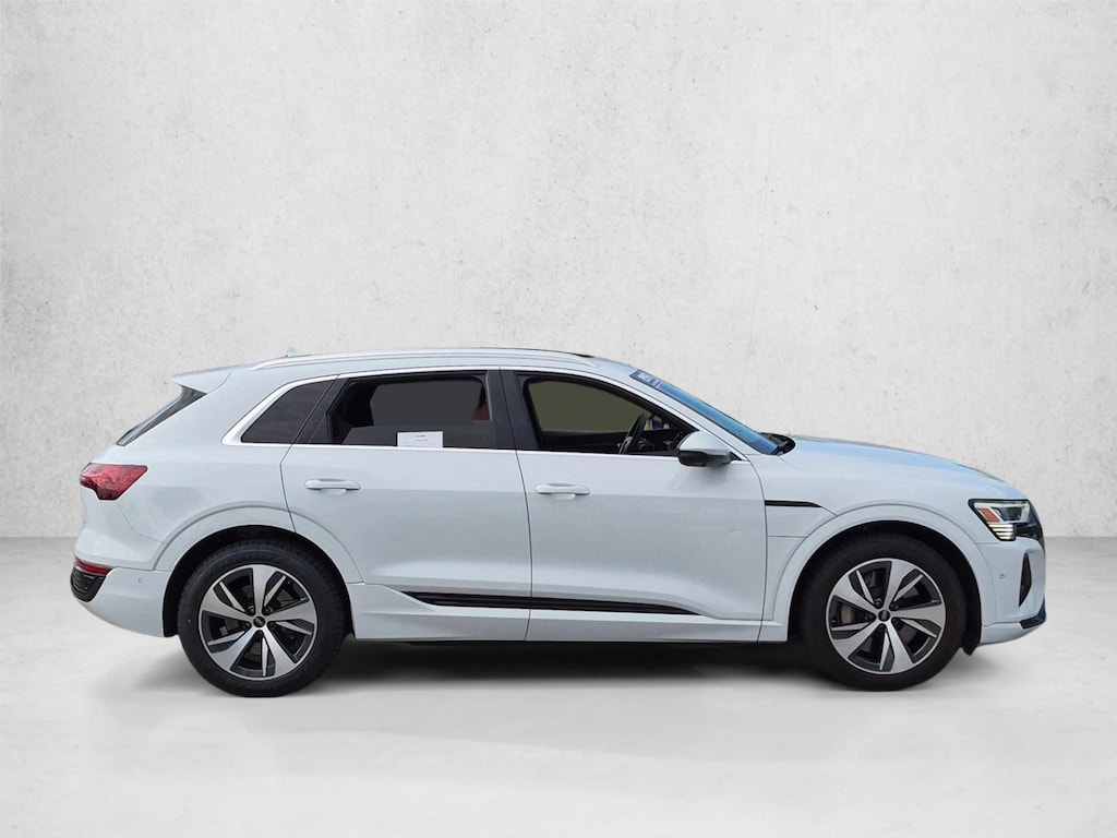Used 2024 Audi Q8 e-tron Premium Plus Sport Utility