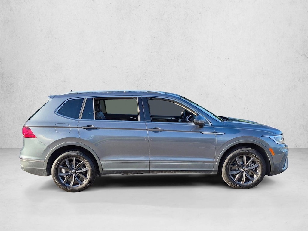 Used 2022 Volkswagen Tiguan SE Sport Utility